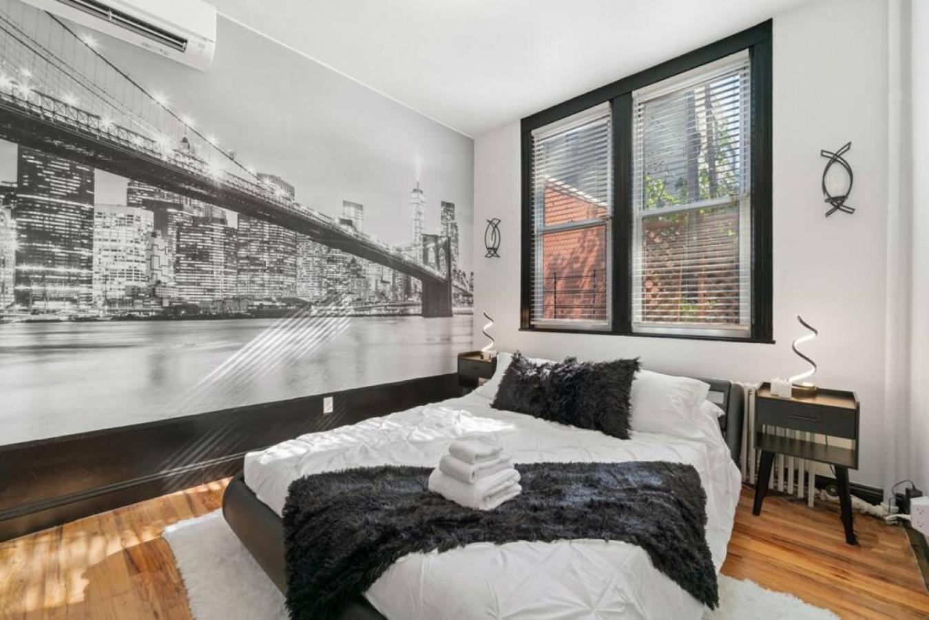 Apartment Bushwick 3br Loft- Rooftop, Group Friendly At 