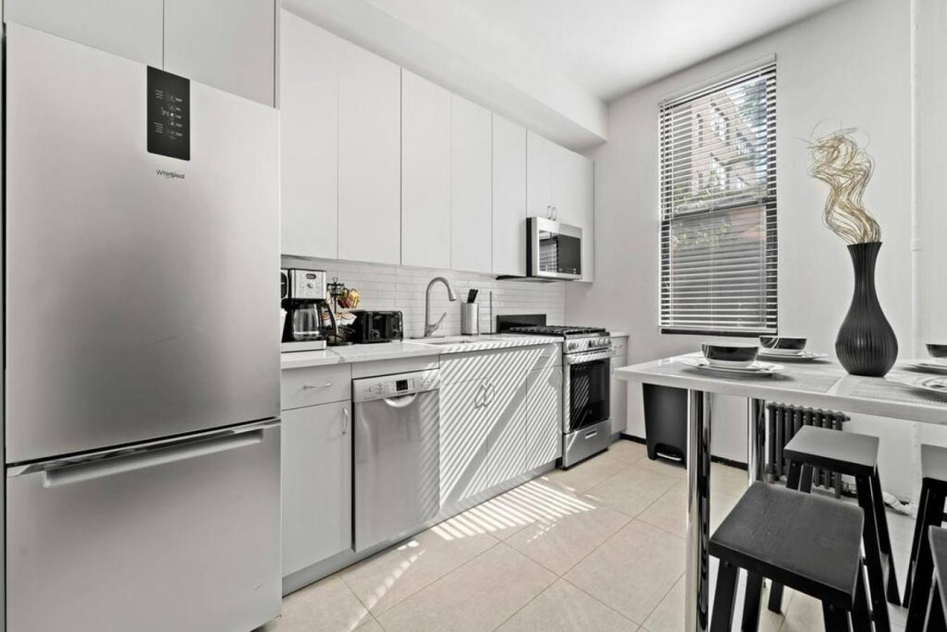 Bushwick 3br Loft- Rooftop, Group Friendly At 